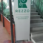Rezzo 3*