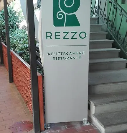 Rezzo 3*