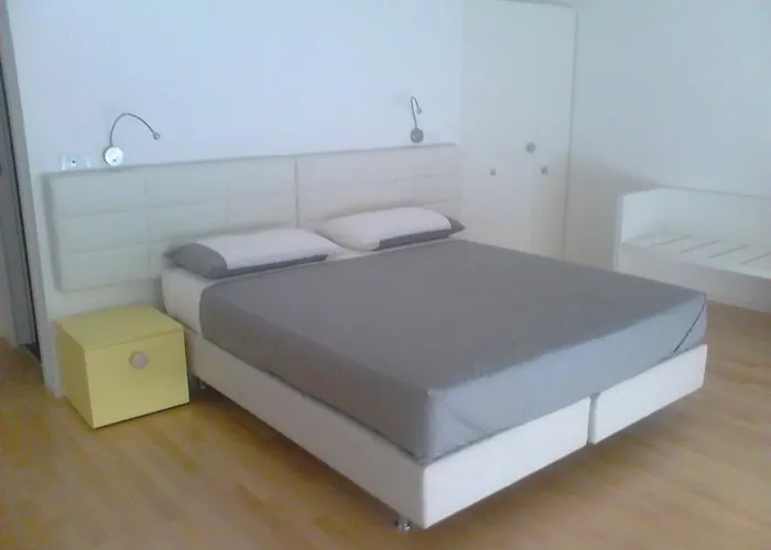 Rezzo 3* Monte San Giacomo